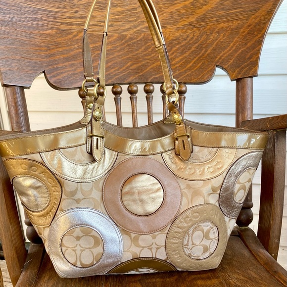 🔷FANTASTIC🔹COACH F16180 CARLY PIECED PATCHWORK TOTE BAG - Picture 7 of 11